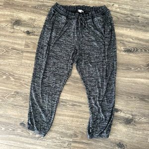 GAP Heathered Black Joggers